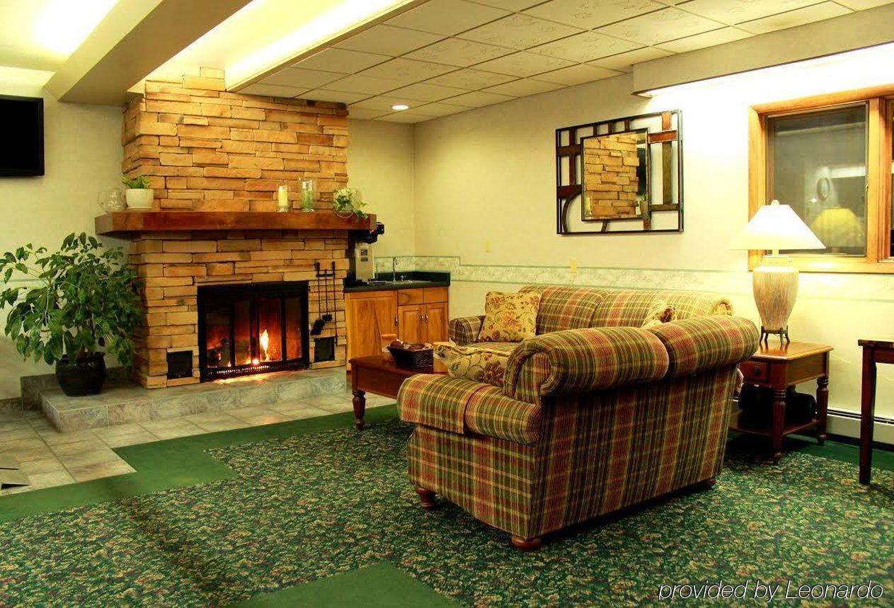 Red Arrow Inn & Suites, A Travelodge By Wyndham Montrose Bagian luar foto